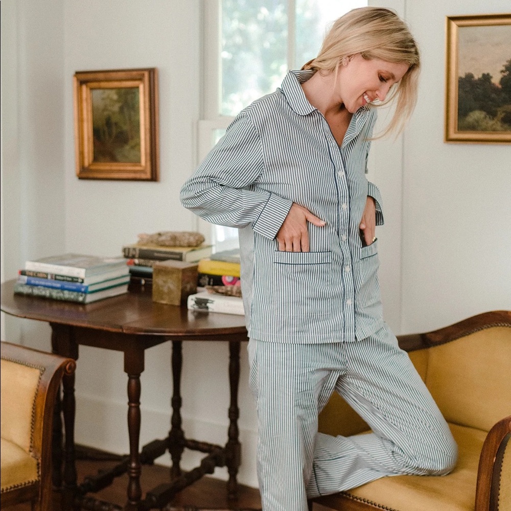Lake Poplin Piped Pants Set in Navy Stripe - Picture 3 of 3